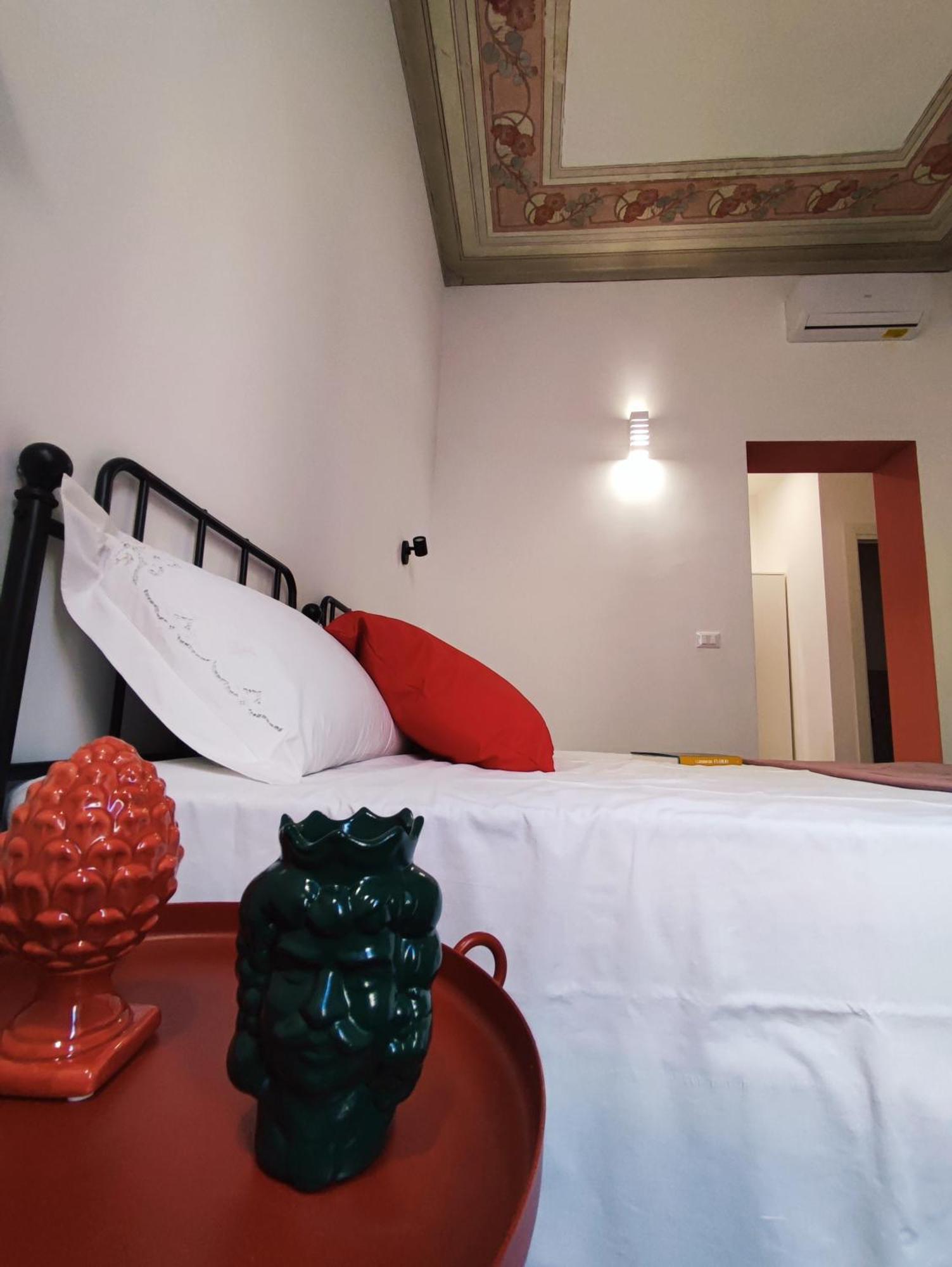 Donna Oliva Guest House Palermo Ngoại thất bức ảnh